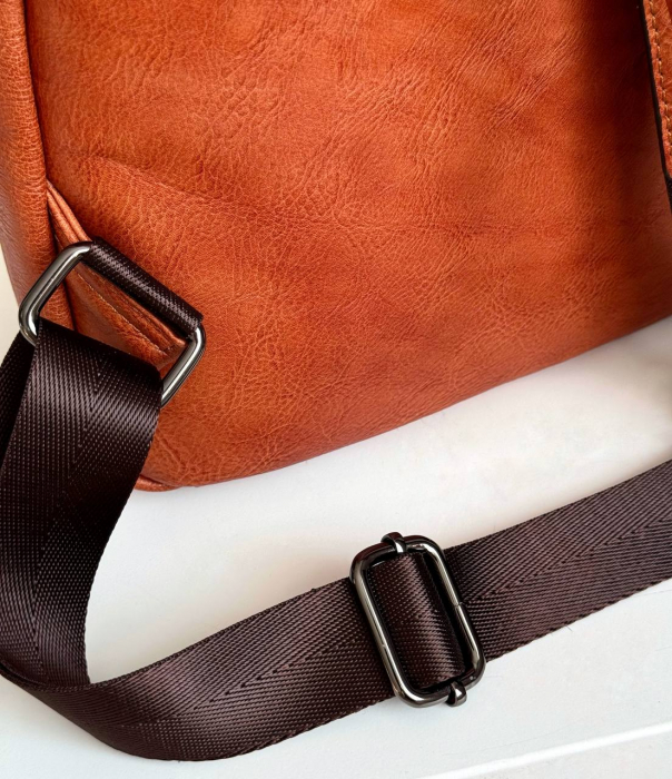 Женский рюкзак арт. GKR095 BROWN