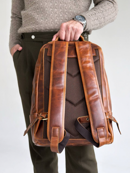 Мужской кожаный рюкзак арт. KR077 BROWN